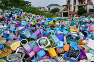 Environmentalists criticize lobbyist influence in plastic negotiations