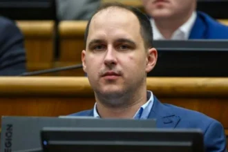 SNS moves from a 'Foreign-Funded' tag for NGOs to emphasizing lobbying regulation