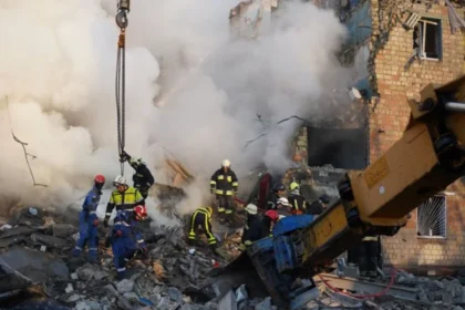 Air War and Human Shields: The Escalating Cost of Airstrikes in Ukraine