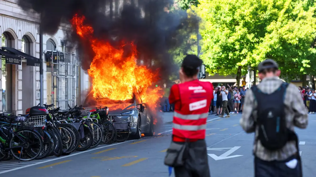 Anti-G7 Protest Turns Violent at UN Office in Geneva
