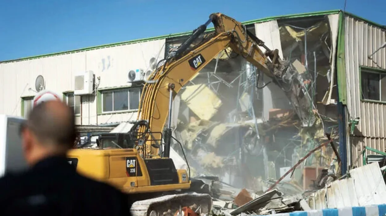 Israel Turns UNRWA East Jerusalem Headquarters into Defense Complex