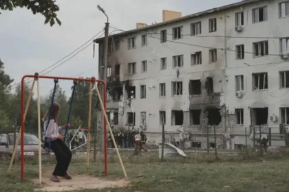 Ukraine’s Deepening Danger: Civilian Risk and the Erosion of Human?Rights Safeguards