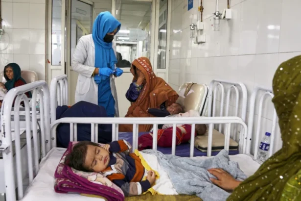 WFP Warns of Worsening Afghanistan Child Malnutrition Crisis